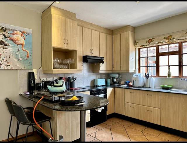 3 BEDROOM PROPERTY TO RENT IN BROOKLYN